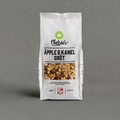 GRAINED CO. Chelsie’s Apple & Cinnamon Porridge EKO 450g in a bowl with apple slices and cinnamon for breakfast.