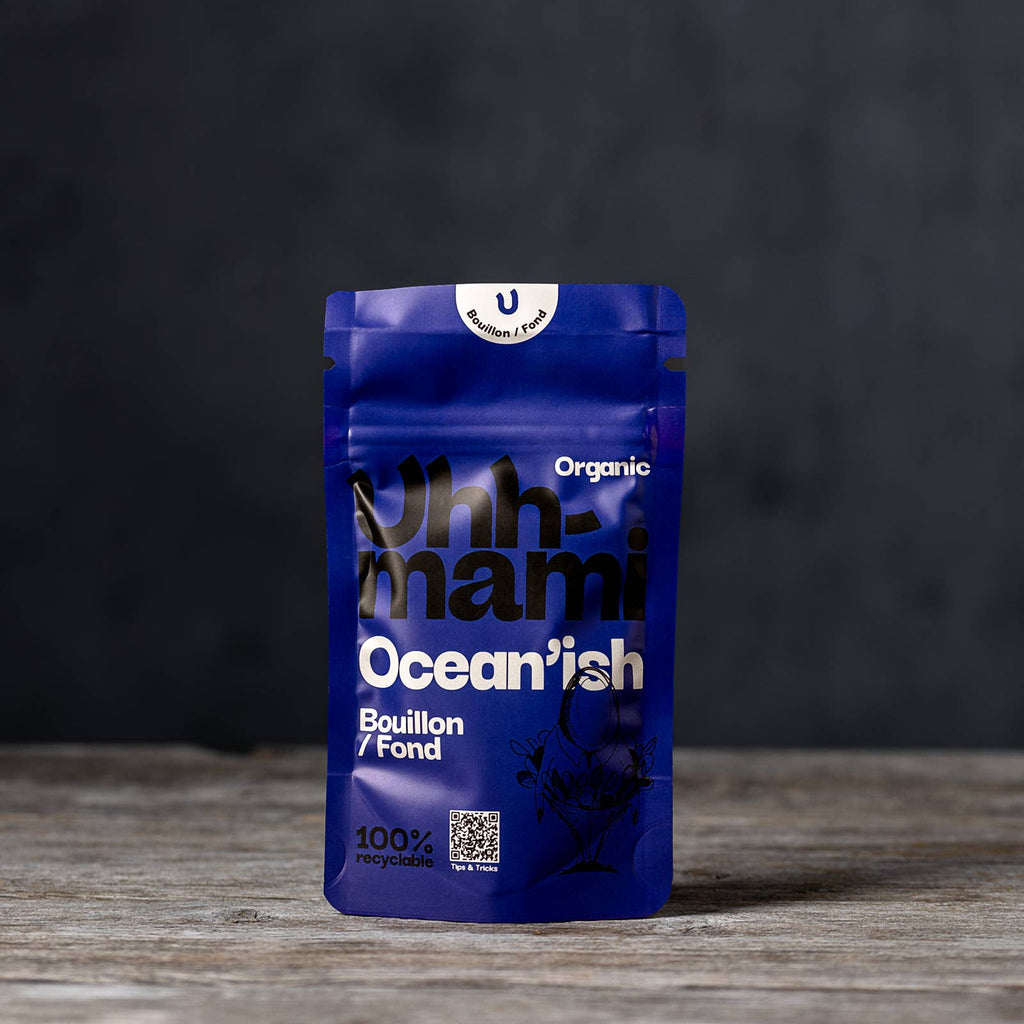 Uhhmami UHHMAMI OCEAN 40g snack package with vibrant ocean-themed design and product branding visible on the front.